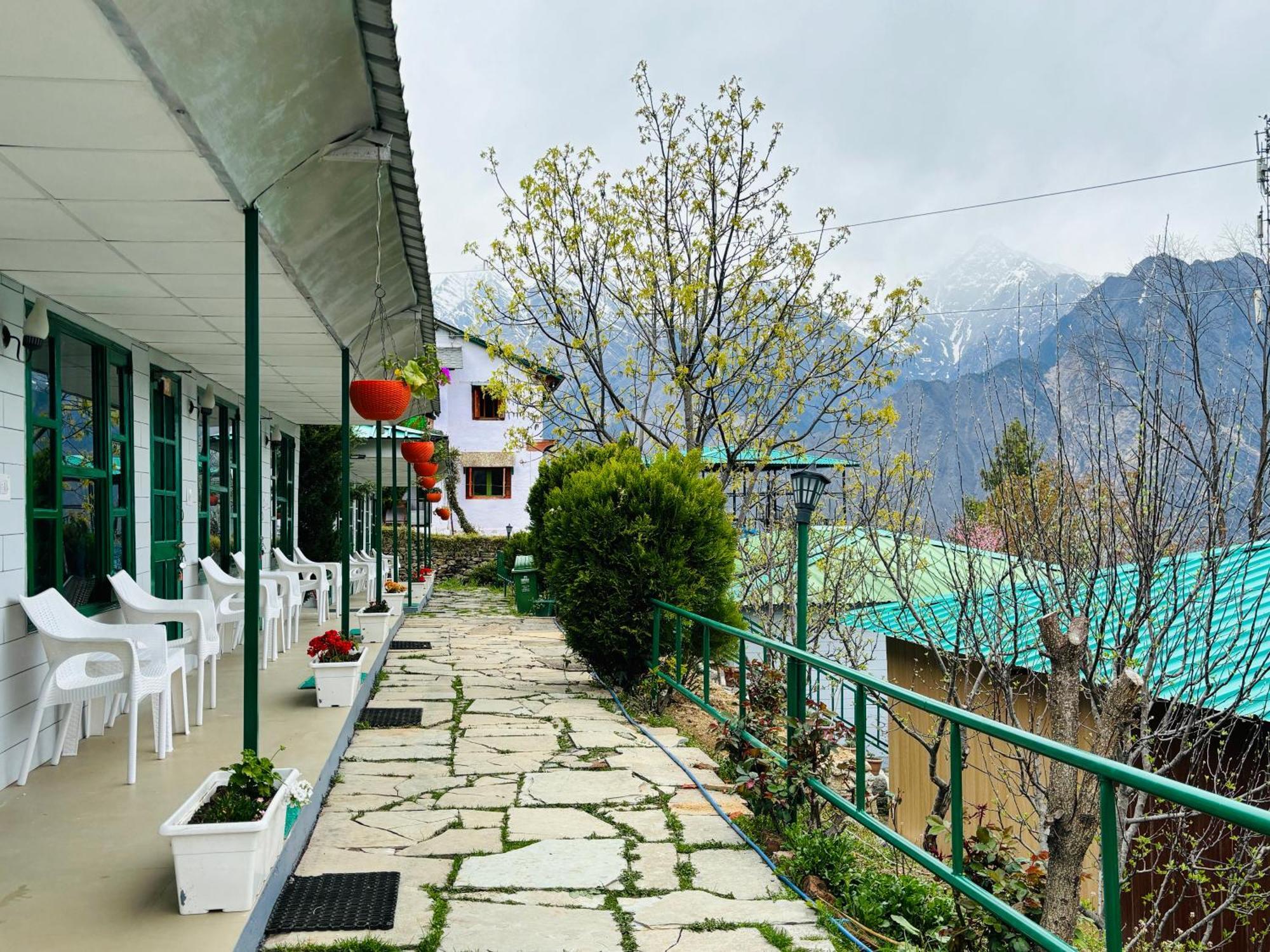 Himalayan High, Auli, By Himalayan Eco Lodges Joshimath Ngoại thất bức ảnh